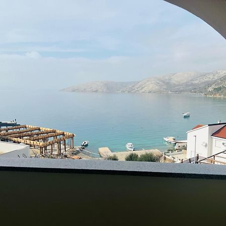Bellevue Rooms Stara Baška エクステリア 写真