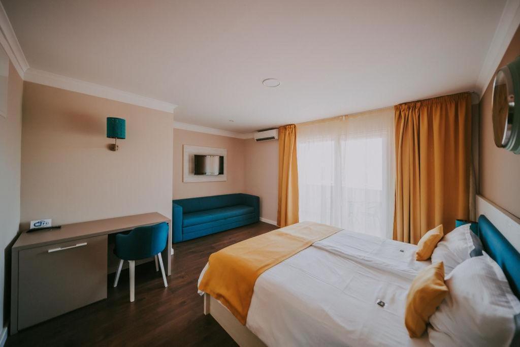 Bellevue Rooms Stara Baška エクステリア 写真