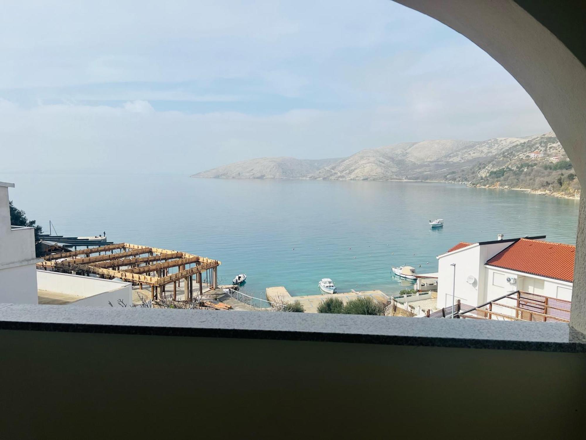 Bellevue Rooms Stara Baška エクステリア 写真